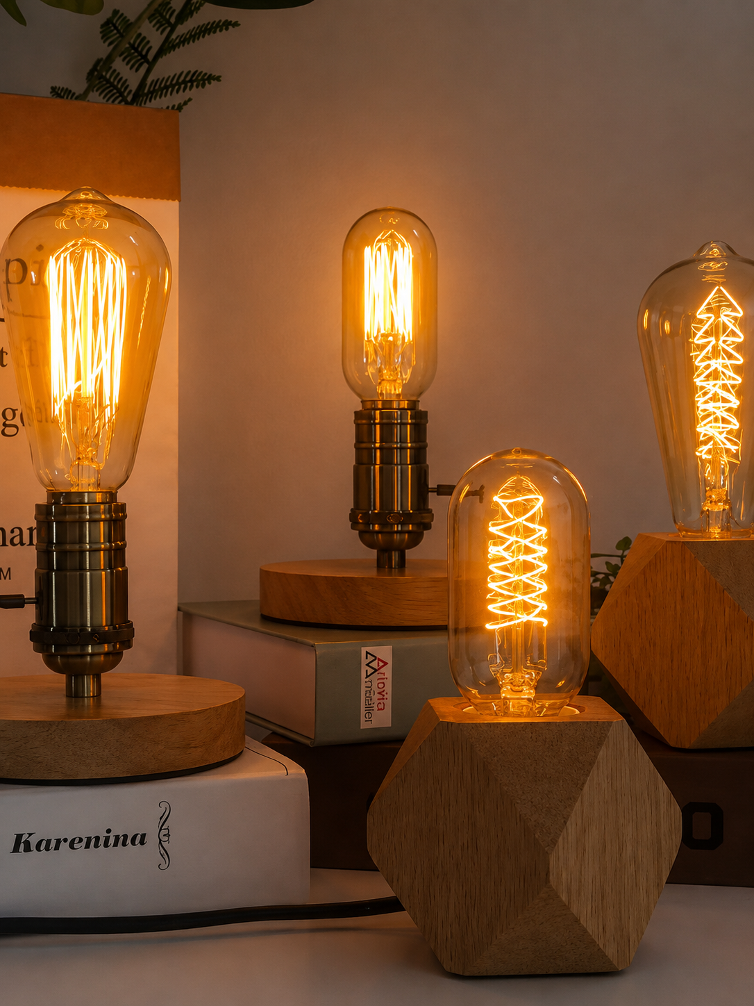 Hikari Edison Table Lamp