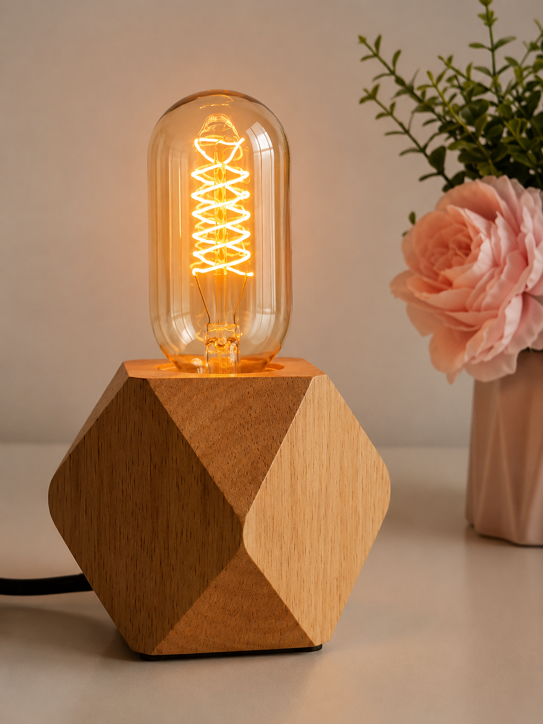 Hikari Edison Table Lamp