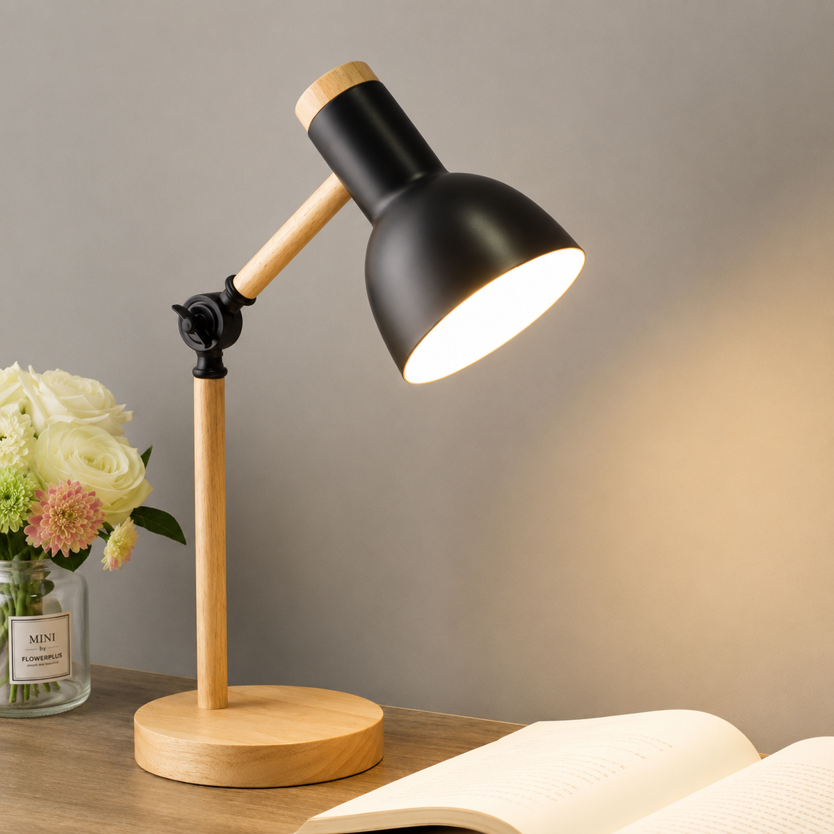 Luma Bedside Table Lamp